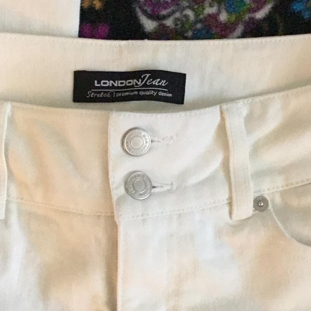 NWOT LONDON Stretch Jean size 6